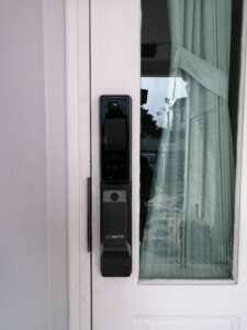 Digital Door Lock สแกนหน้า บานเปิด บานไม้ Digital View ในตัว